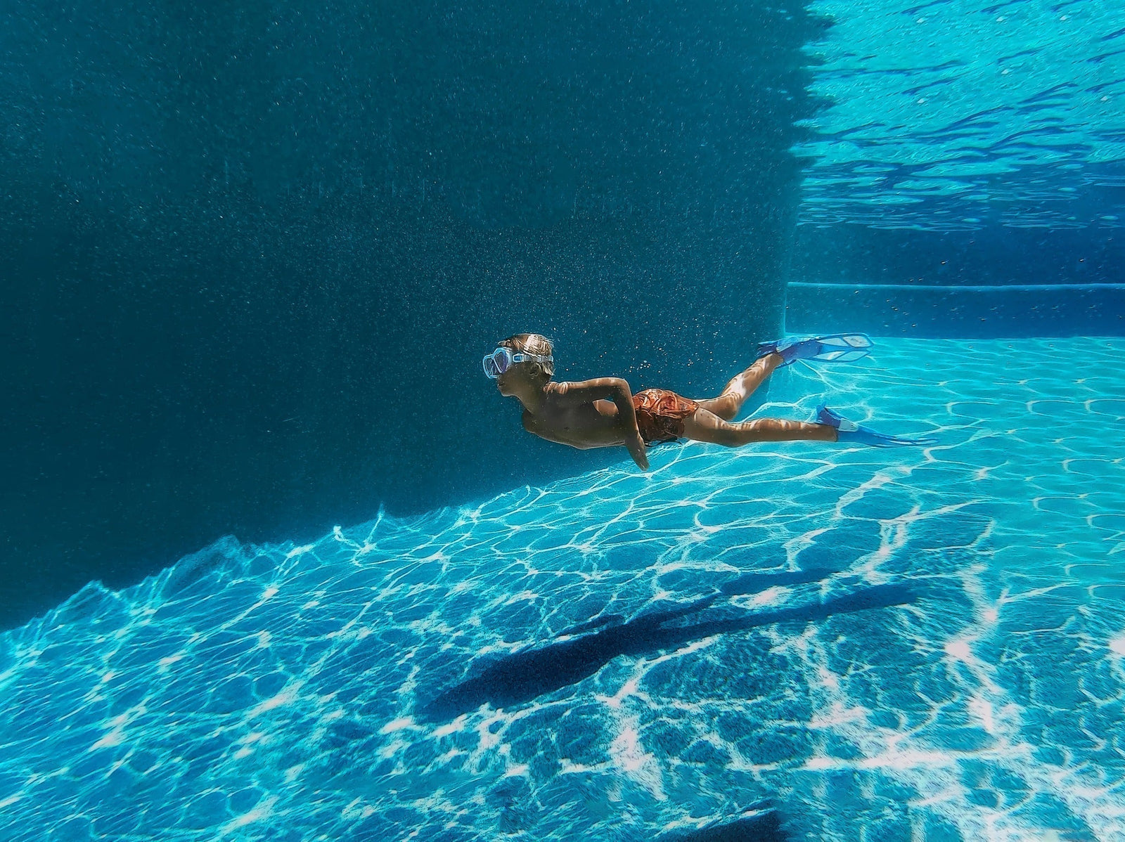 The Ultimate Guide to Children’s Snorkelling Equipment at Mike’s Dive Store – Safety, Gear & Getting Kids in the Water