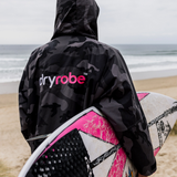 Dryrobe® Advance Long Sleeve Changing Robe for Adults - Black Camo Pink