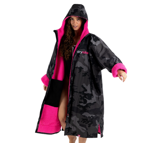 Dryrobe® Advance Long Sleeve Changing Robe for Adults - Black Camo Pink