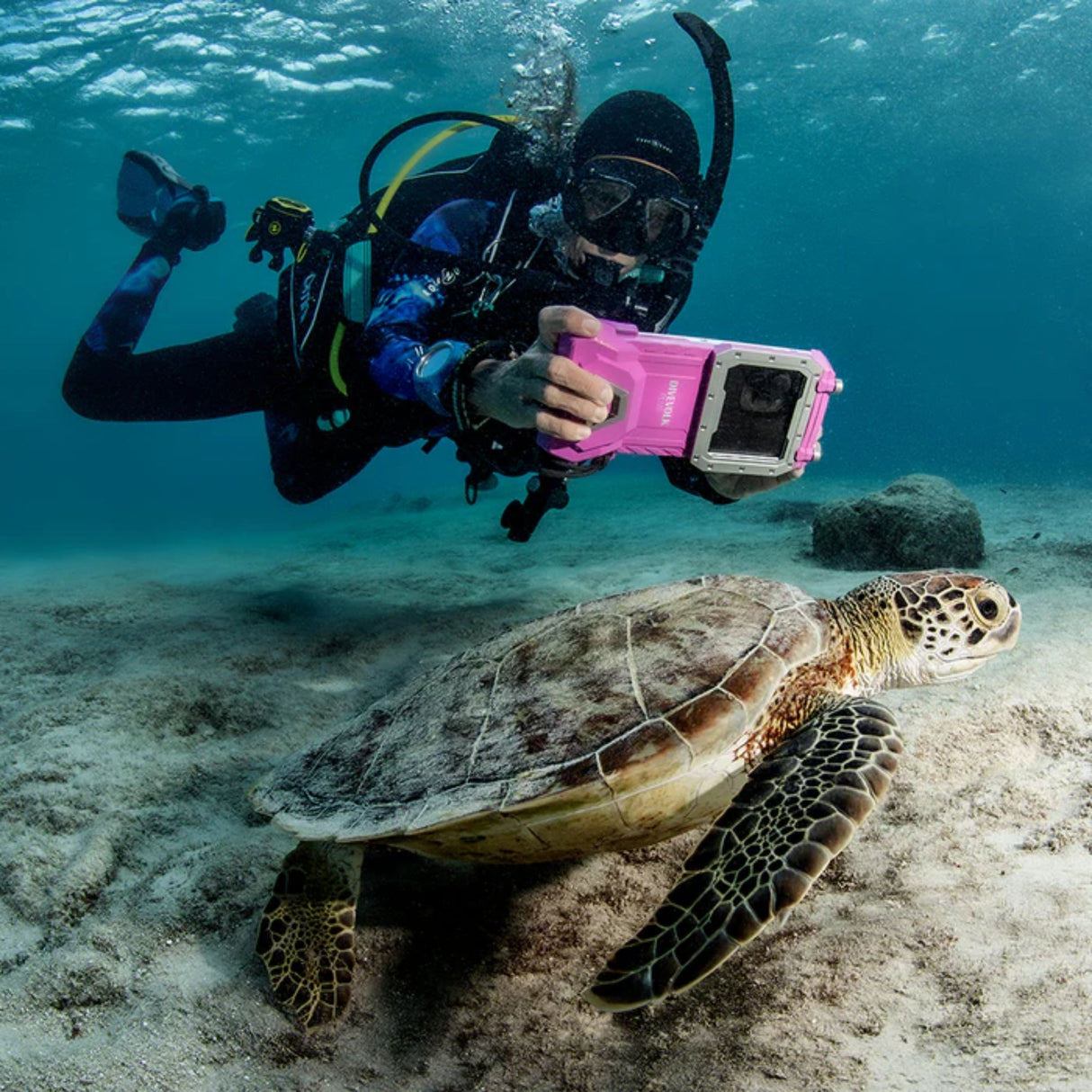 DiveVolk SeaTouch 4 Max Plus Pink Underwater Smartphone Housing