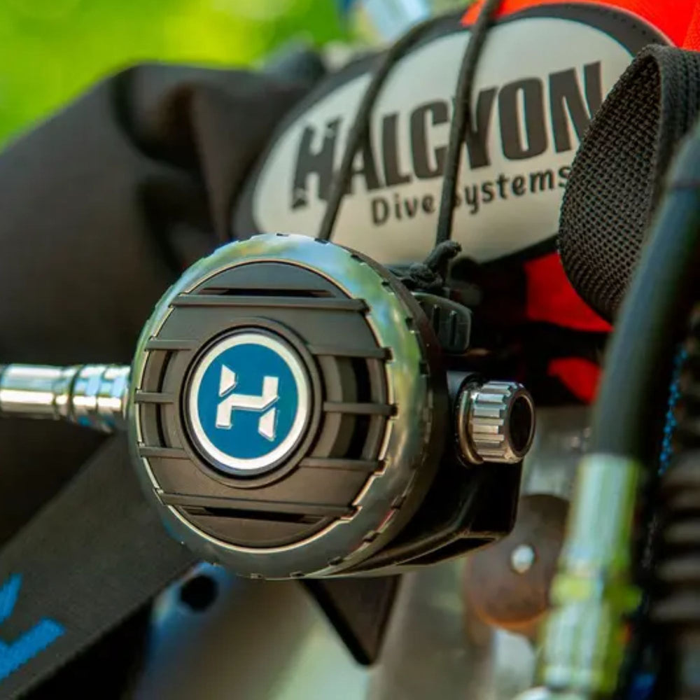 Halcyon H-75P Halo/Halo Single Tank Regulator Set