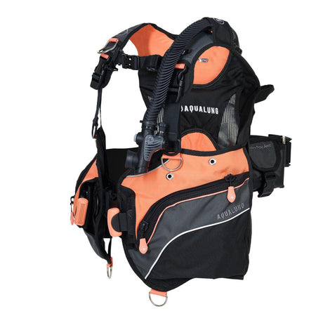 Aqualung Pro HD and Apeks XTX50 DST Women's Diving Package